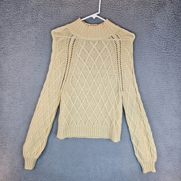 American Eagle Womens Yellow Knit Cropped Sweater Sz M Turtleneck Pullover - Picture 2 of 9